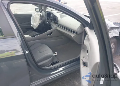 2025 Hyundai Elantra Se z USA, uszkodzony, nr VIN KMHLL4DG1SU035012